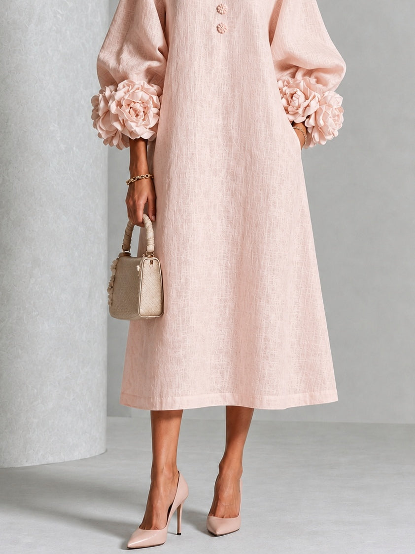 Rosélia – Robe Midi Fleurie à Boutons Délicats