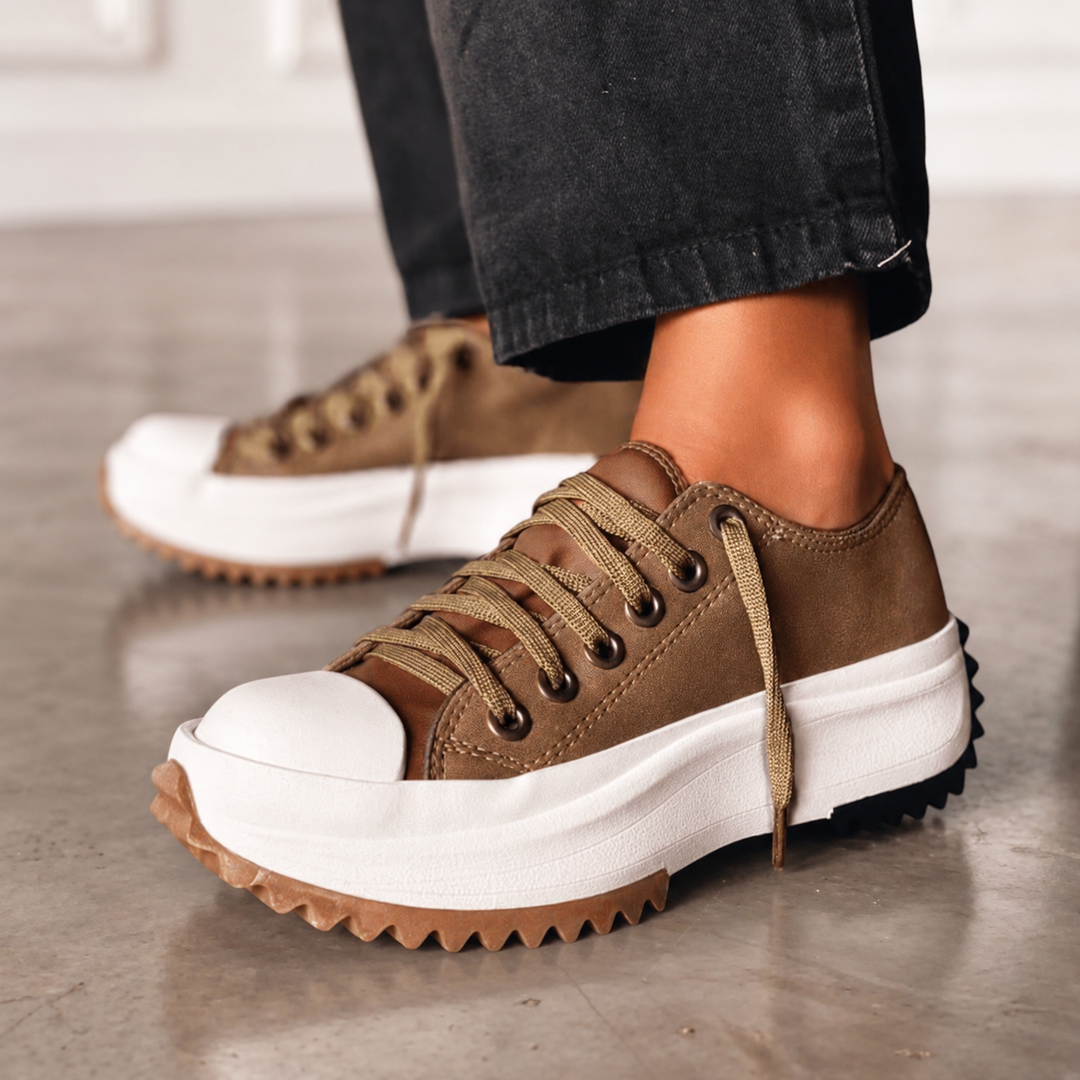 Erika | Chaussures de confort pour femmes à enfiler avec semelle crantée