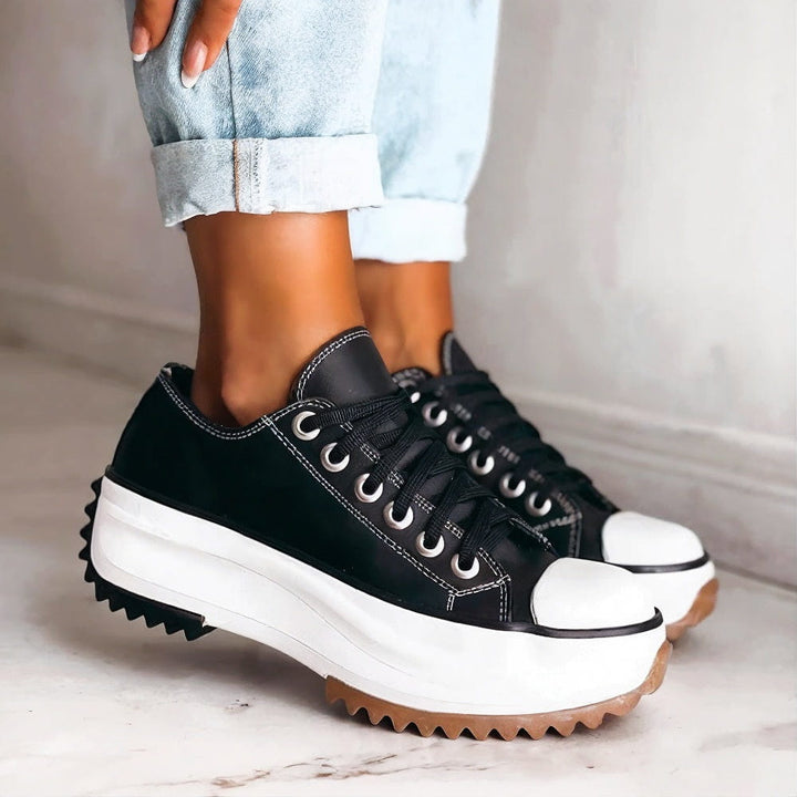 Erika | Chaussures de confort pour femmes à enfiler avec semelle crantée