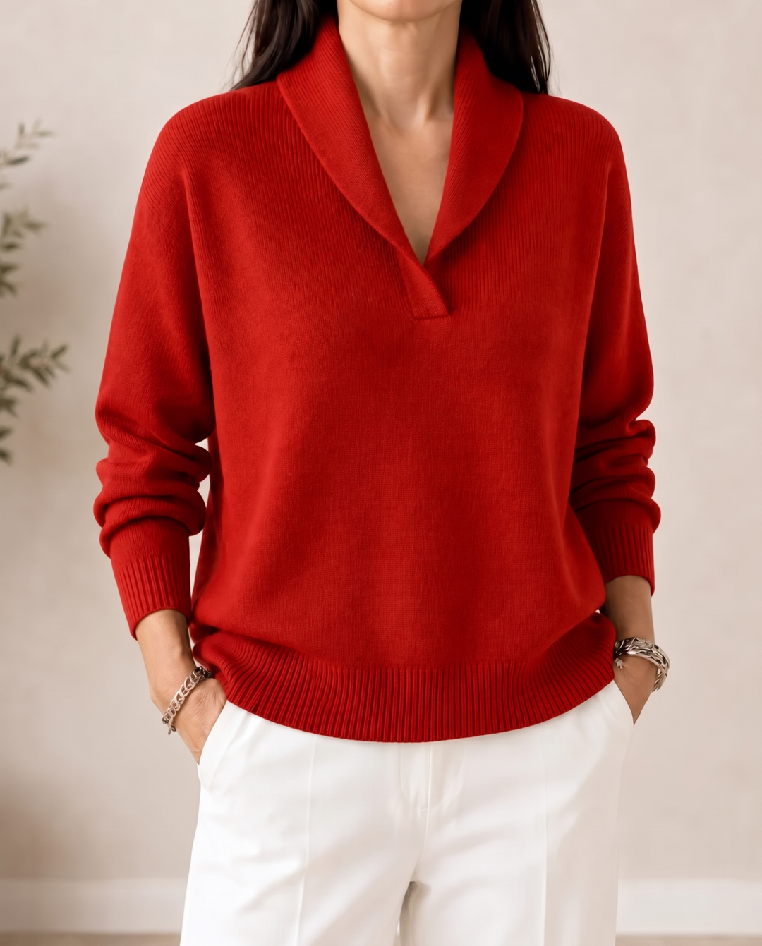 Pull à col en V en maille douce pour femme